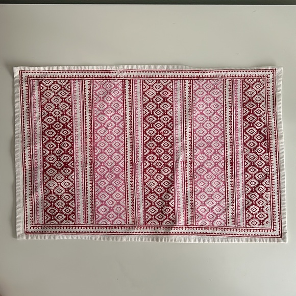 Anthropologie Place Mats Set of 4 - Picture 5 of 11